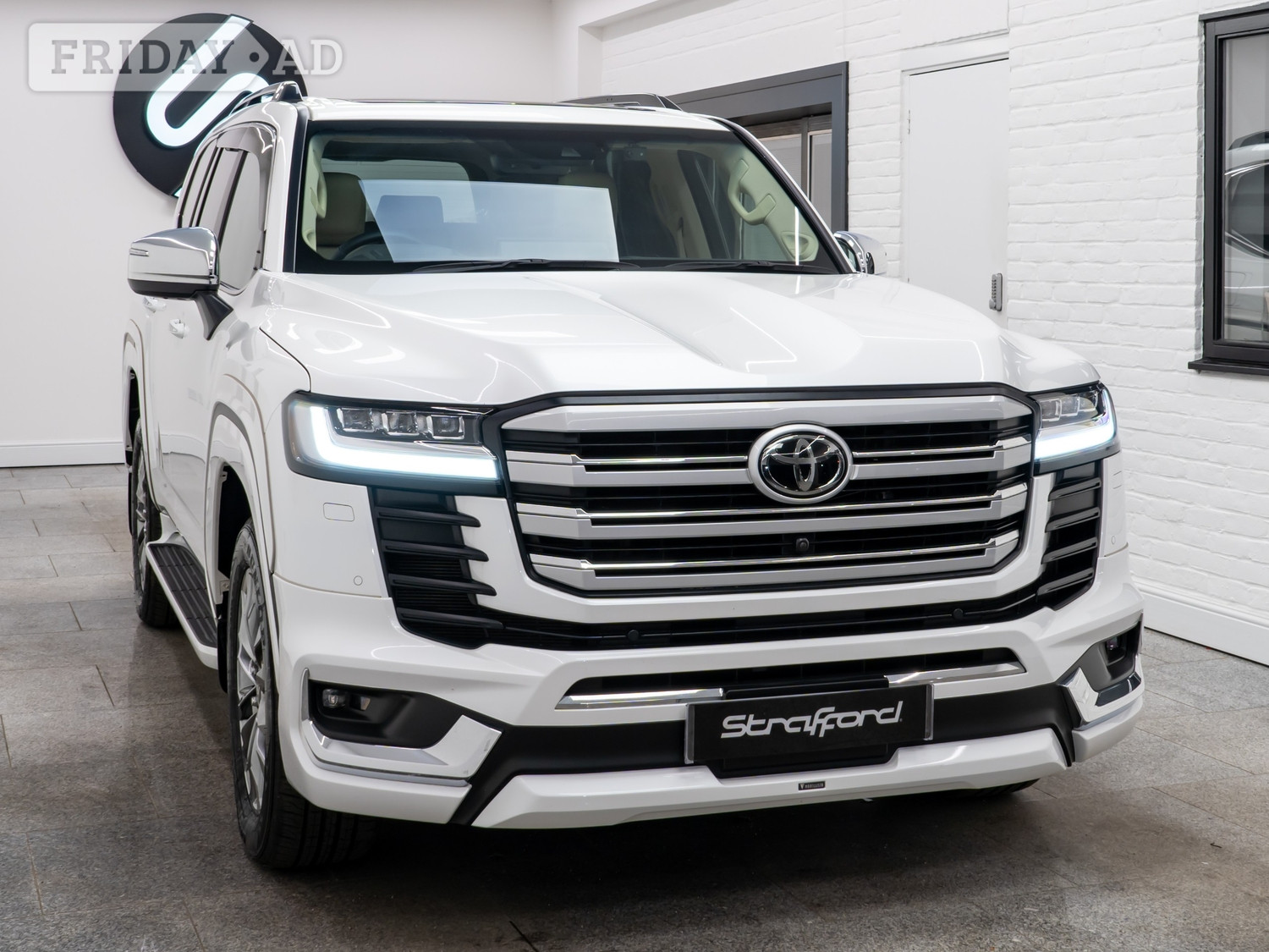 Toyota Land Cruiser Brighton