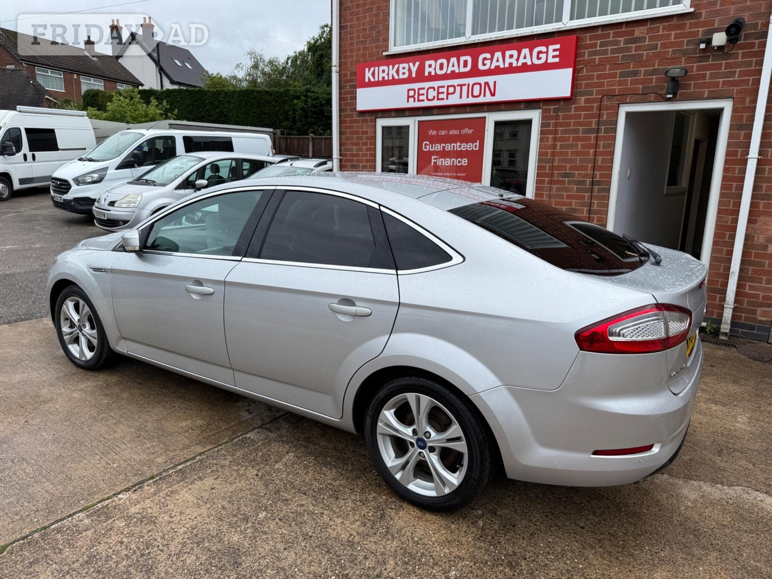 [ berth ]Ford Mondeo