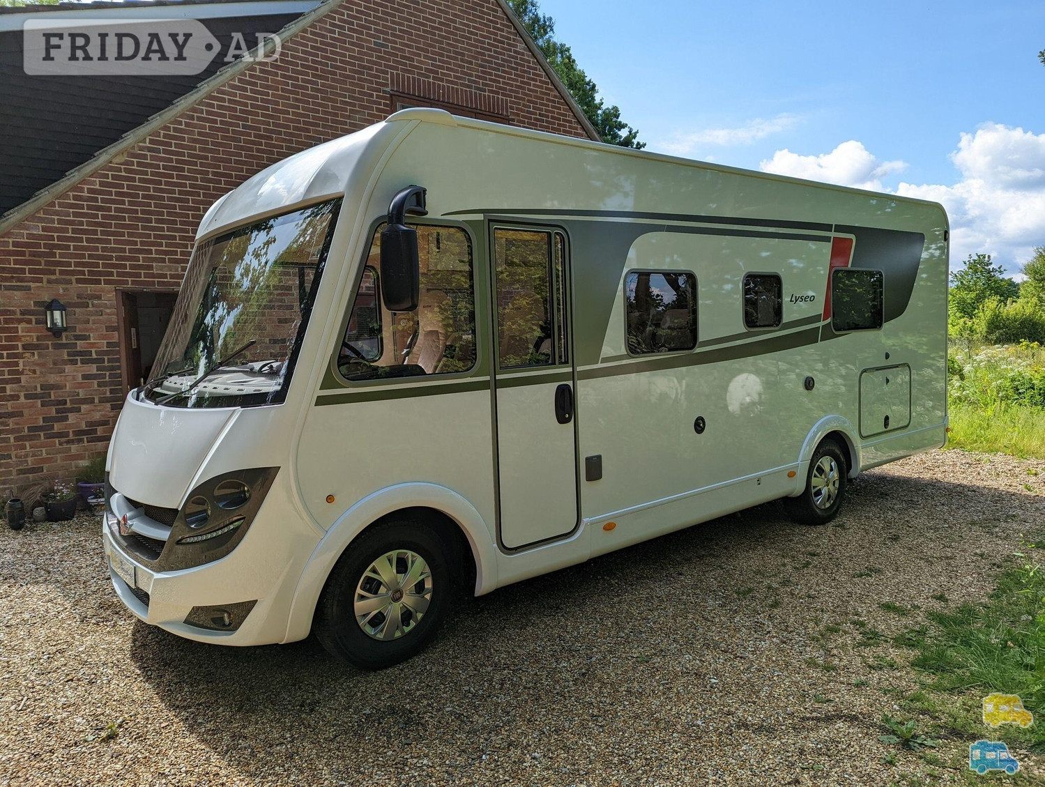 [4 berth ]Burstner Lyseo Time I 720 - Twin Singled Beds