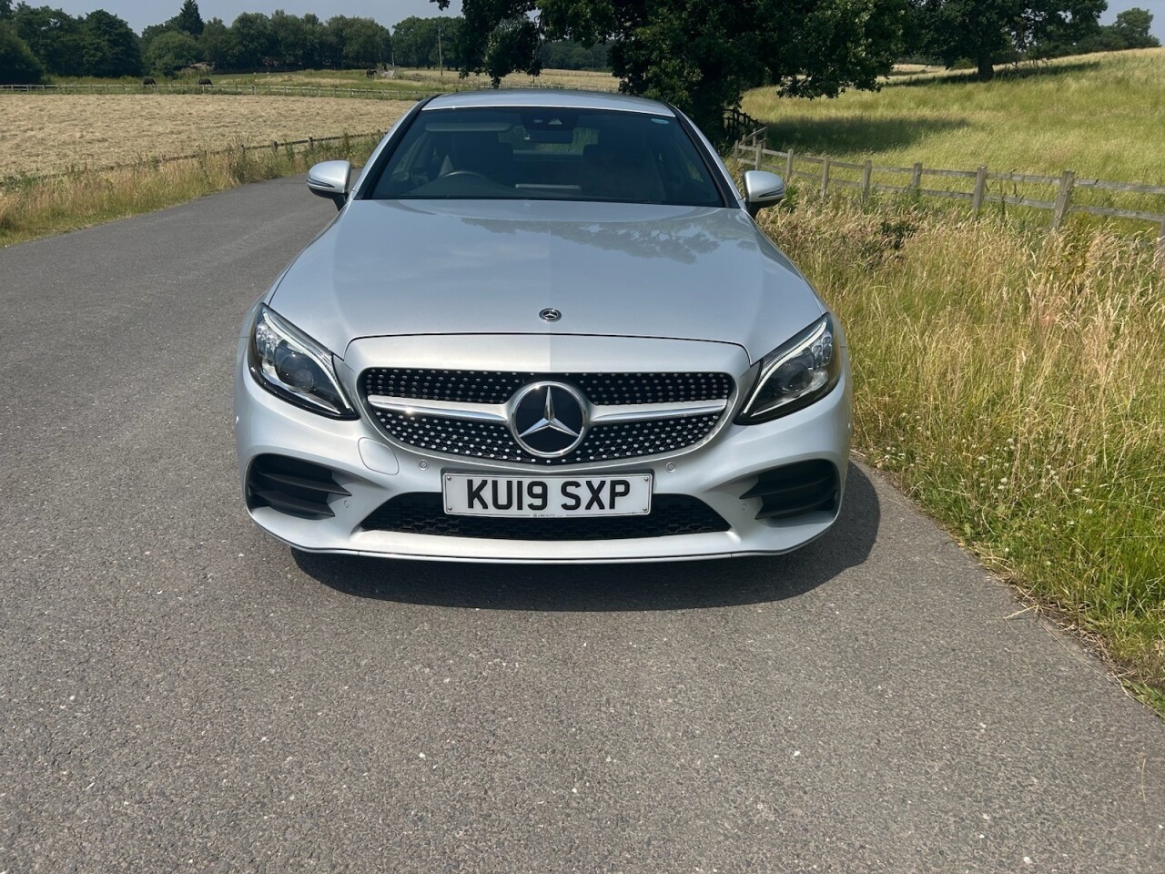 [ berth ]Mercedes-Benz C Class
