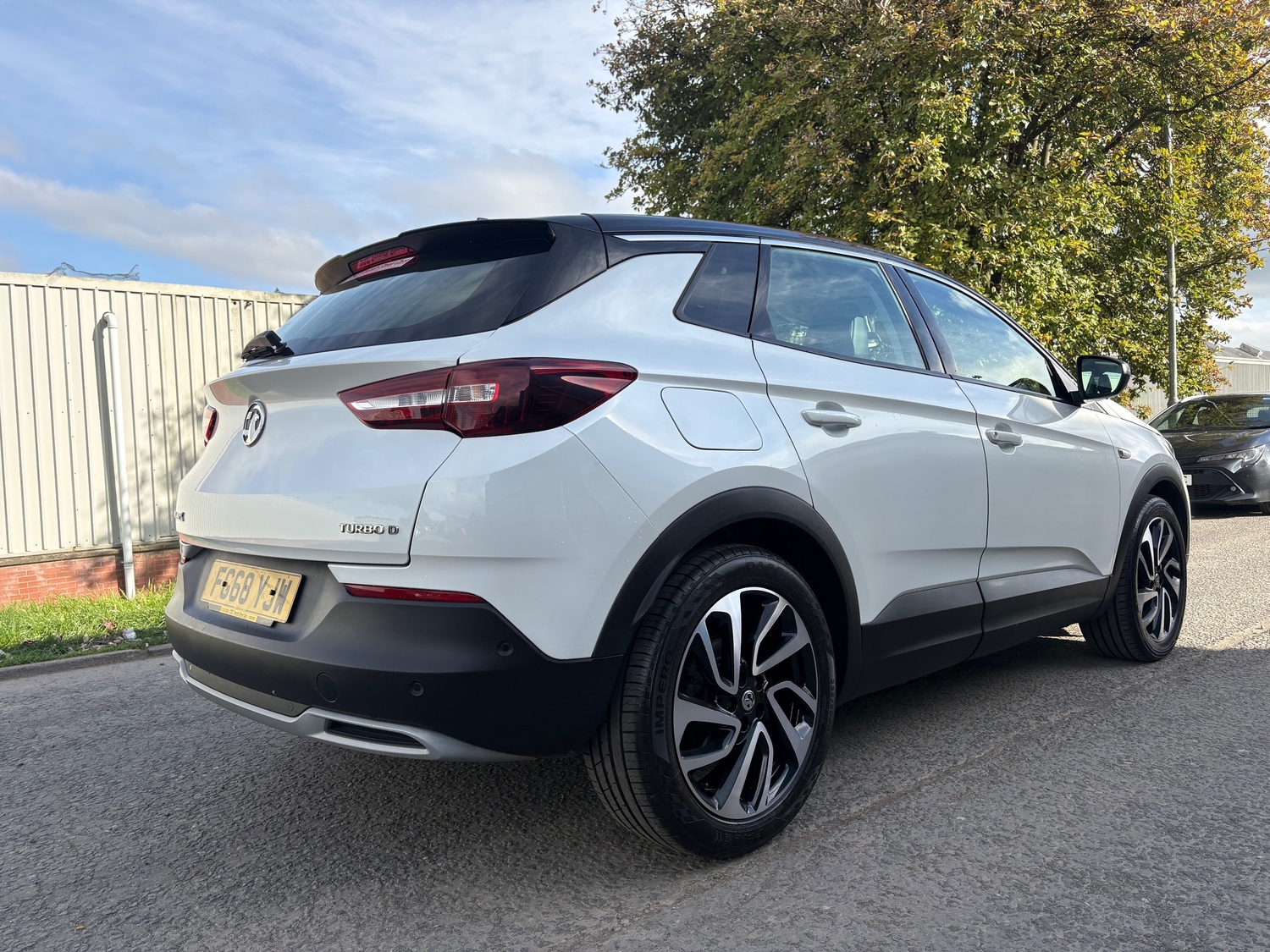 [ berth ]Vauxhall Grandland X