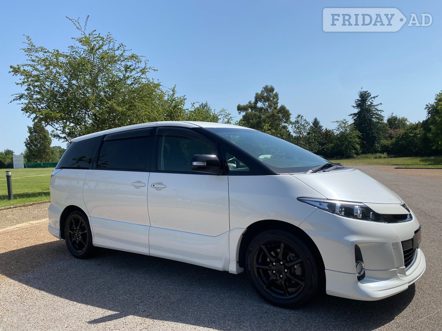 Toyota Estima 2012 - Cars in Slough
