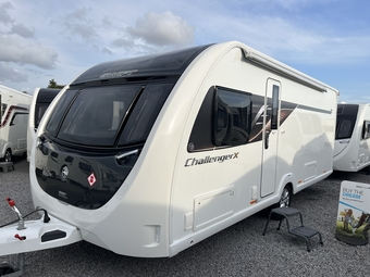 Swift Challenger X880 2022