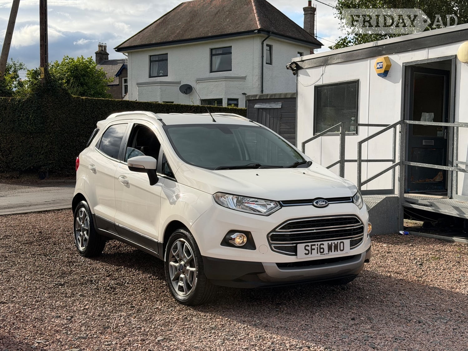 [ berth ]Ford Ecosport