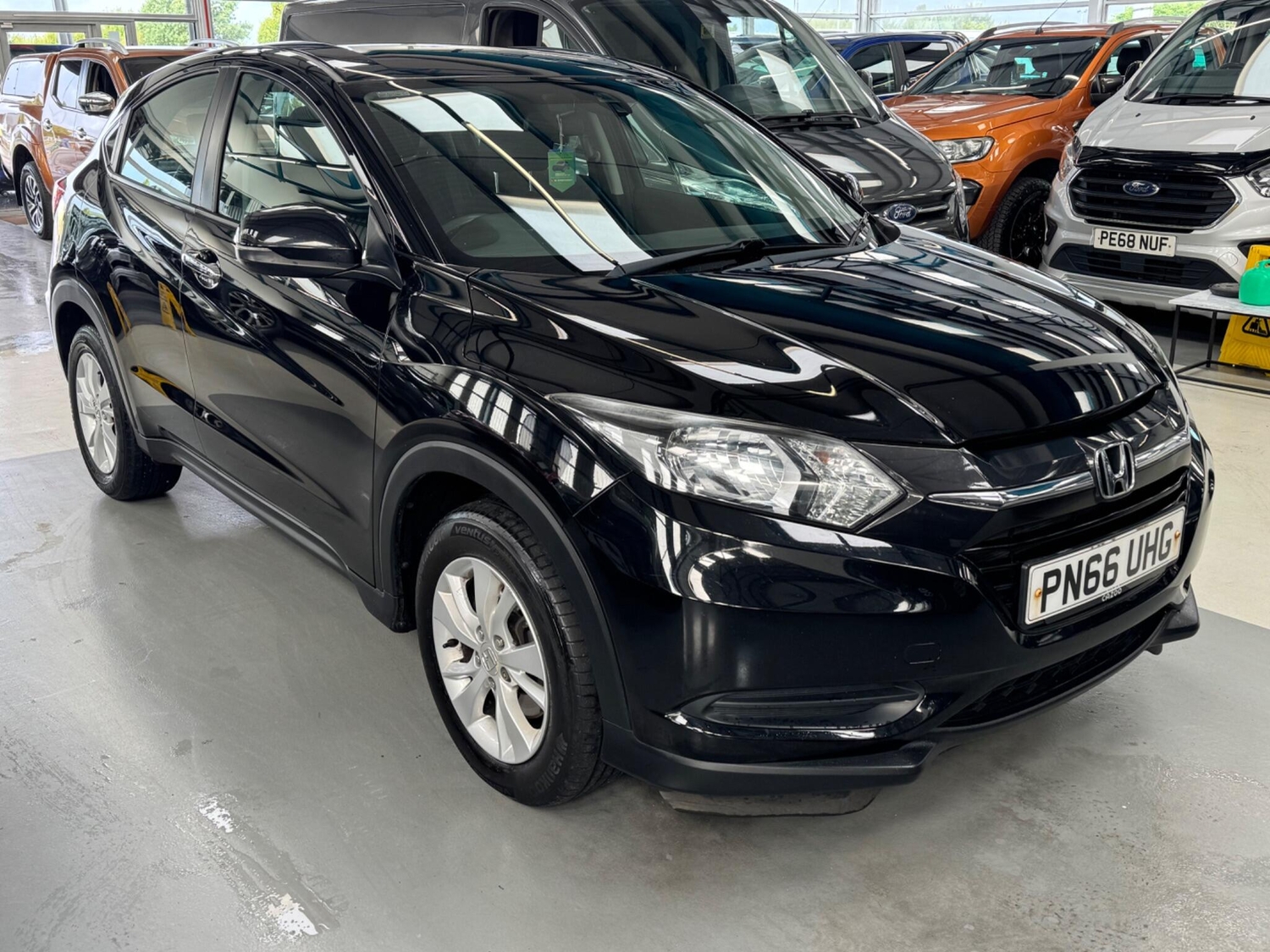 Honda HR-V 2016 in Bolton