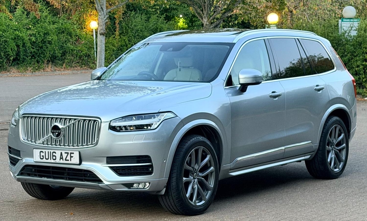 [ berth ]Volvo XC90