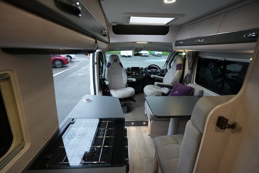 [4 berth ]Auto-Sleepers Fairford Plus