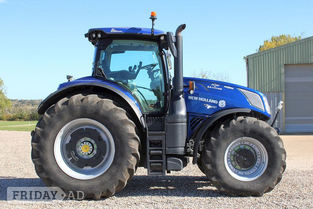 New Holland T7.315HD () Tractor - Farm & Agricultural Vehicles