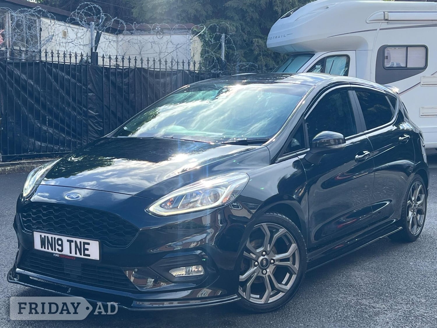 [ berth ]Ford Fiesta