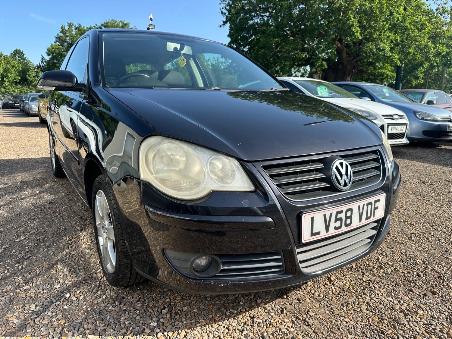 Volkswagen Polo 2009 - Cars