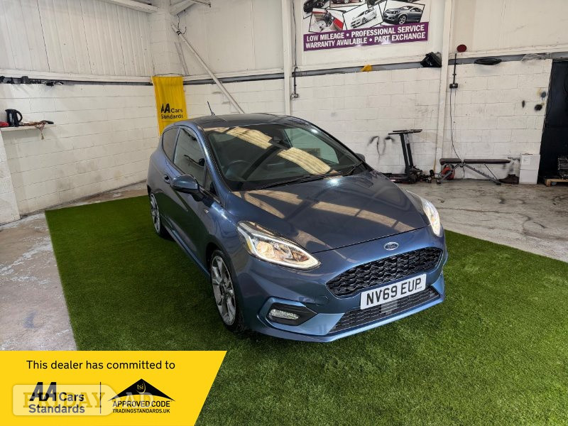 Ford Fiesta 2019 in Dewsbury