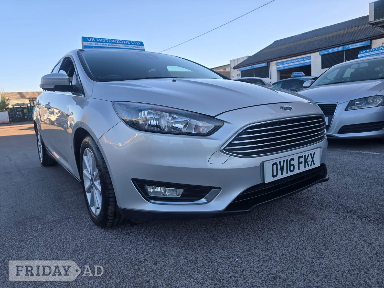 Ford Focus 2016 in Camberley