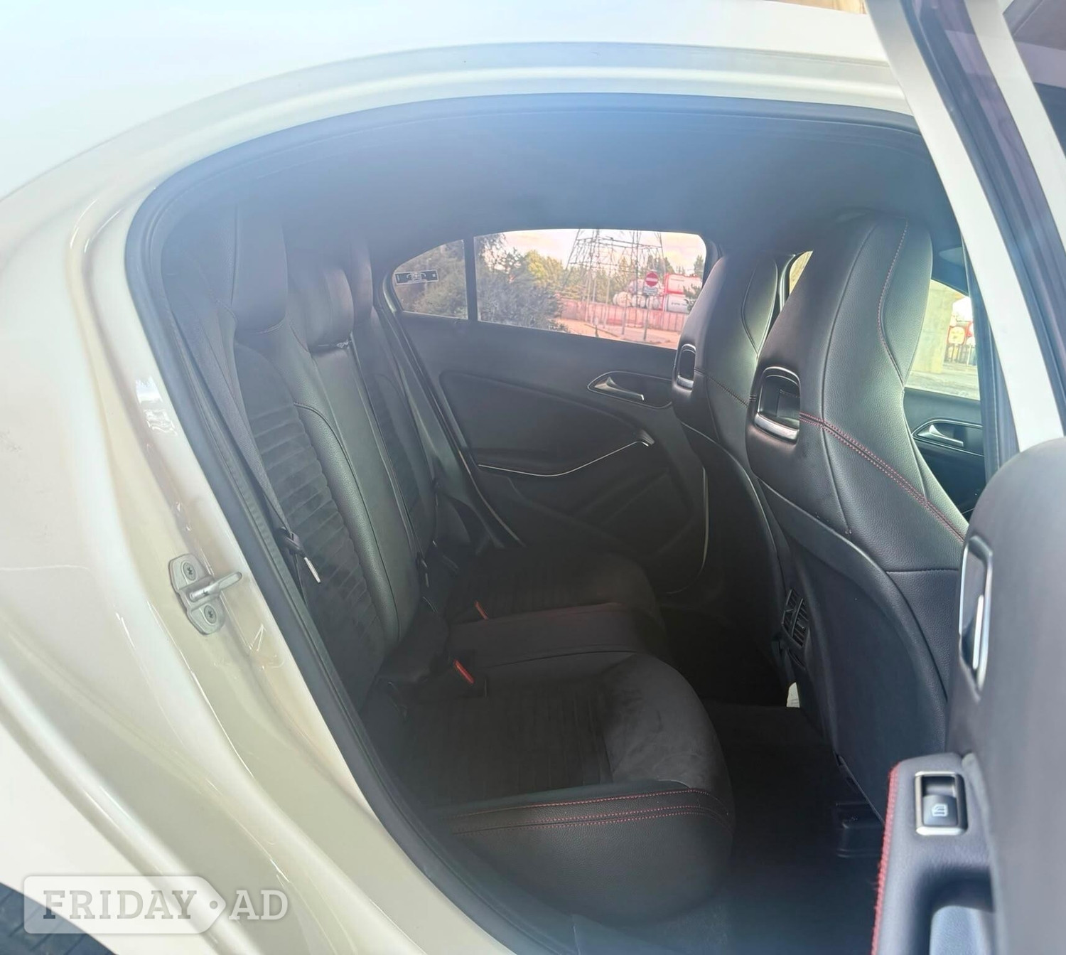 [ berth ]Mercedes-Benz A Class