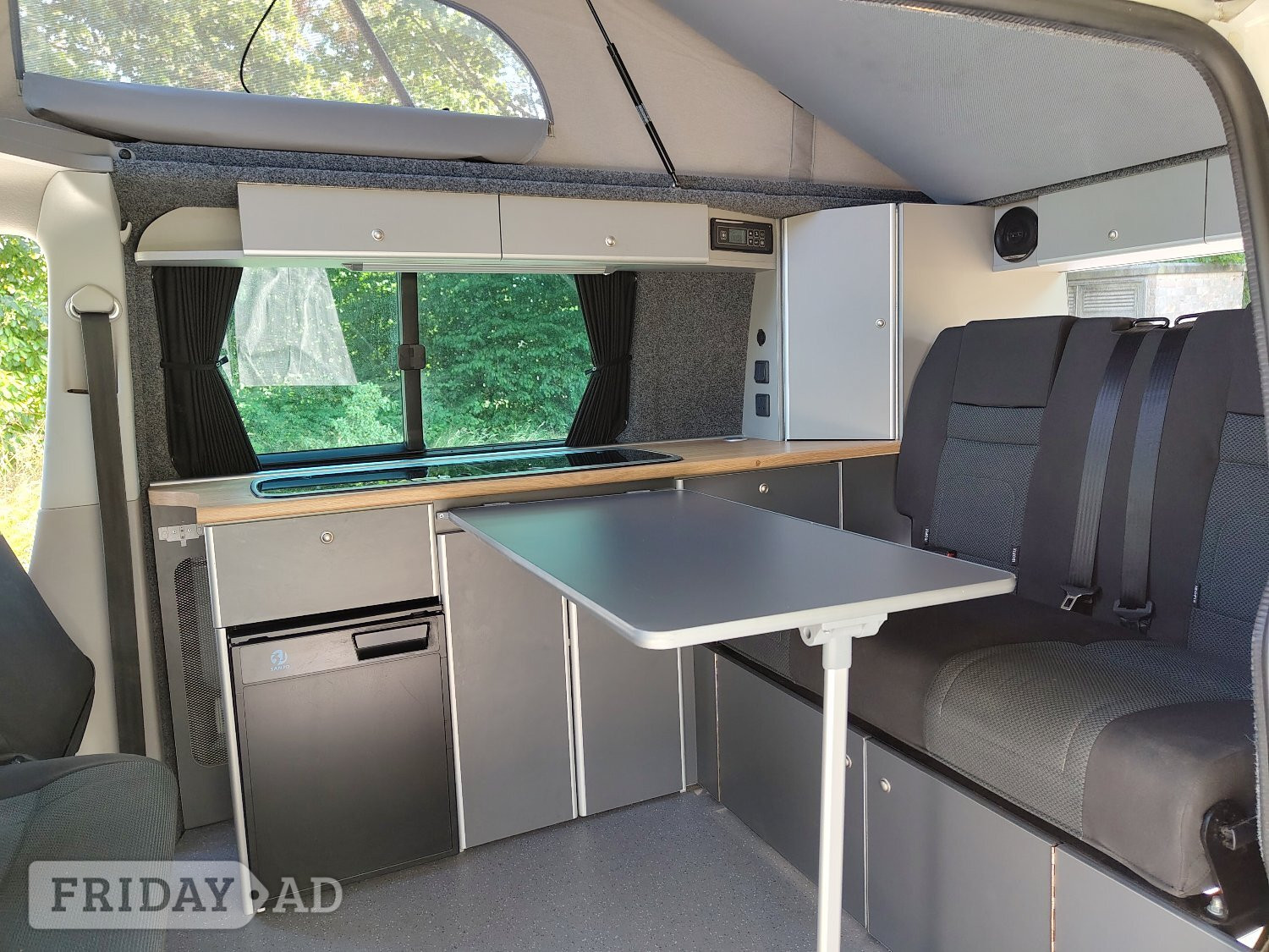VW (Volkswagen) Campervan, (2017)  Campervan for sale - Motorhomes & Caravans in Cheltenham