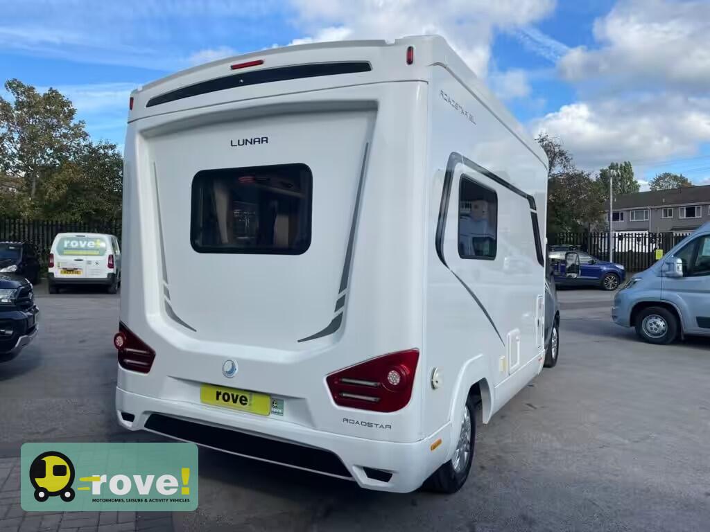 Lunar Roadstar EL Manual 2018 Selston