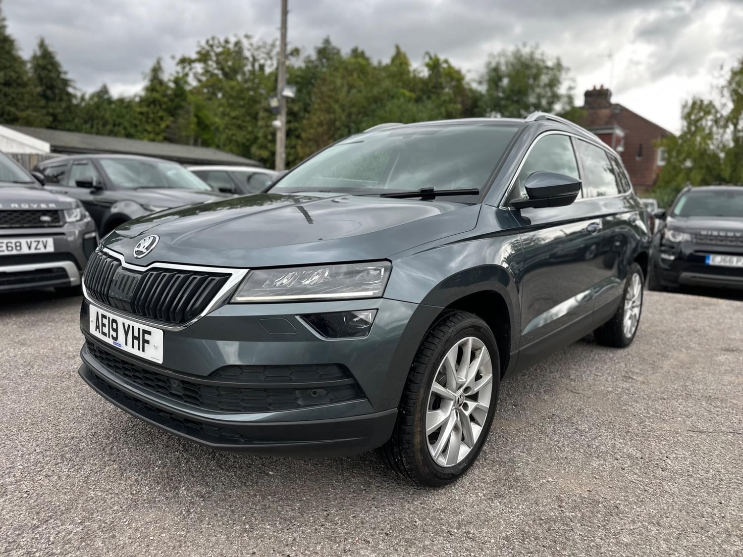 Skoda Karoq 2019 - Cars in Crawley