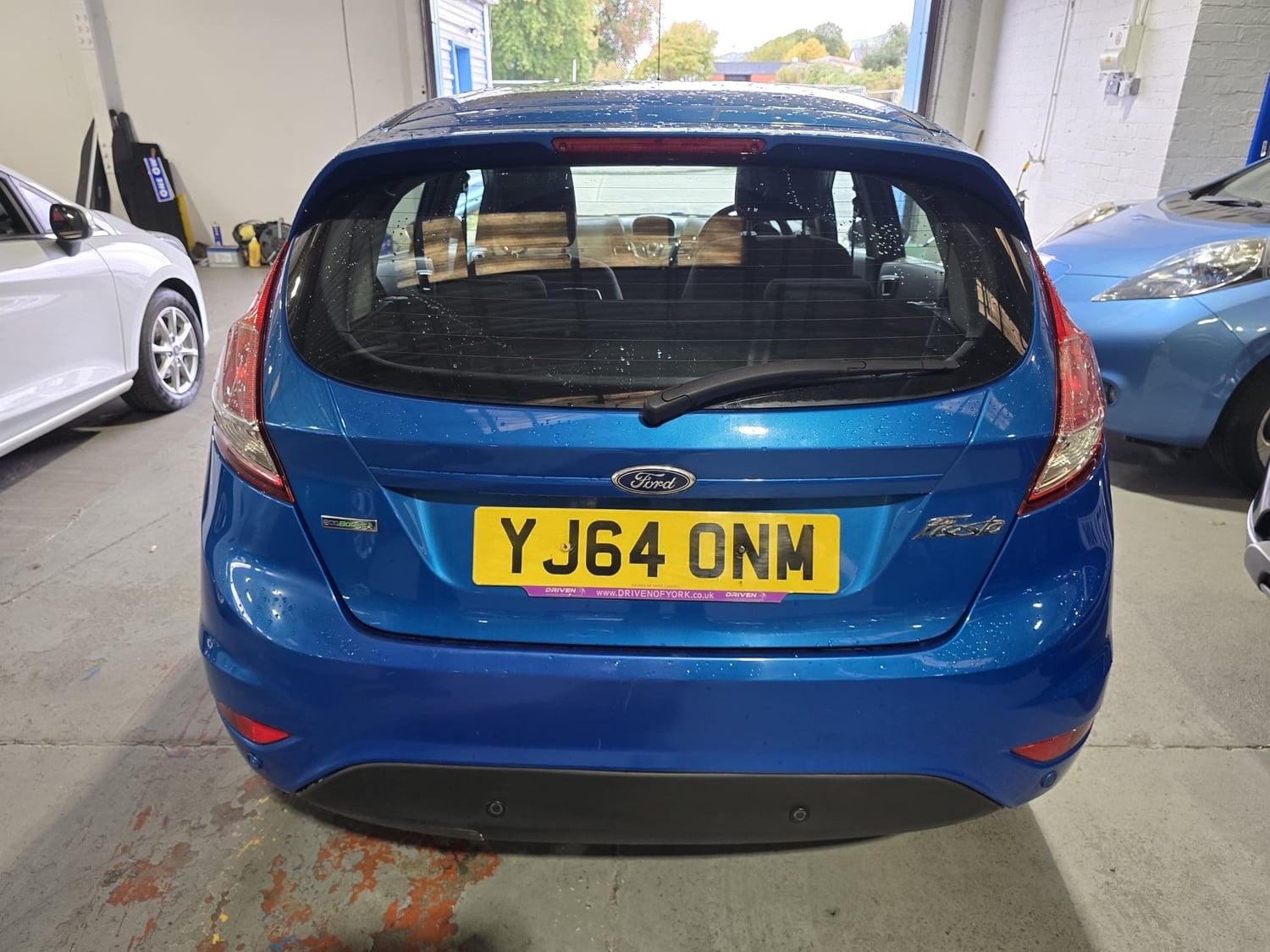 Ford Fiesta 2015 - Cars