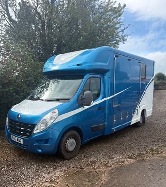 K@S coach built 2018.  Renault Horsebox