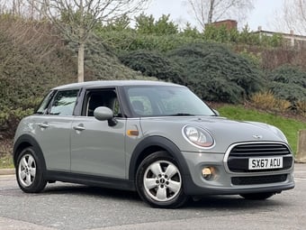 Mini Hatch 2017