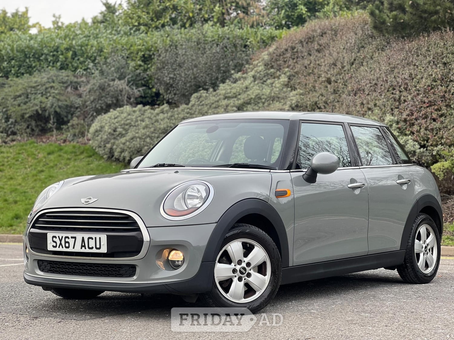 [ berth ]Mini Hatch