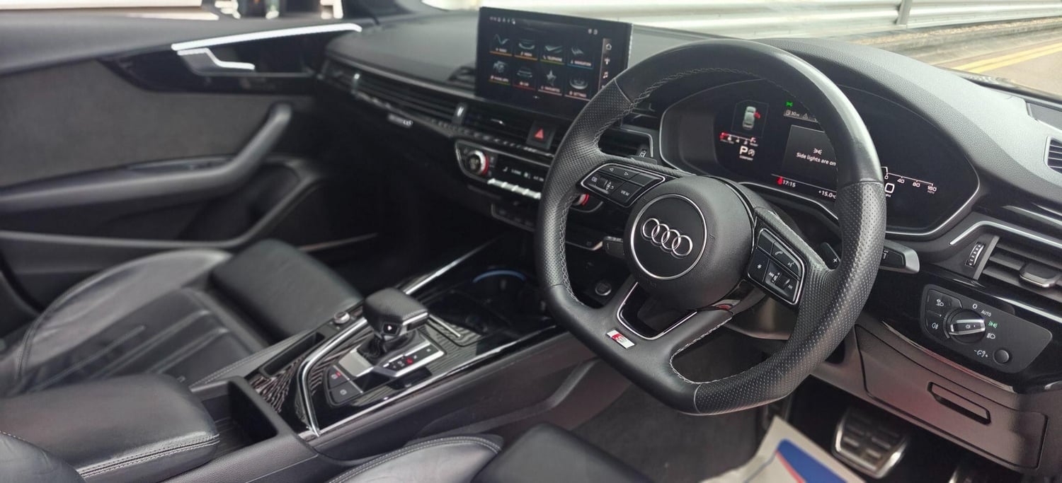 [ berth ]Audi A5