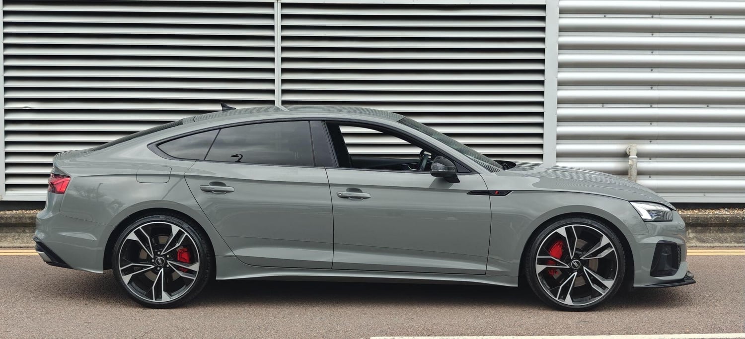 Audi A5 2021 - Cars