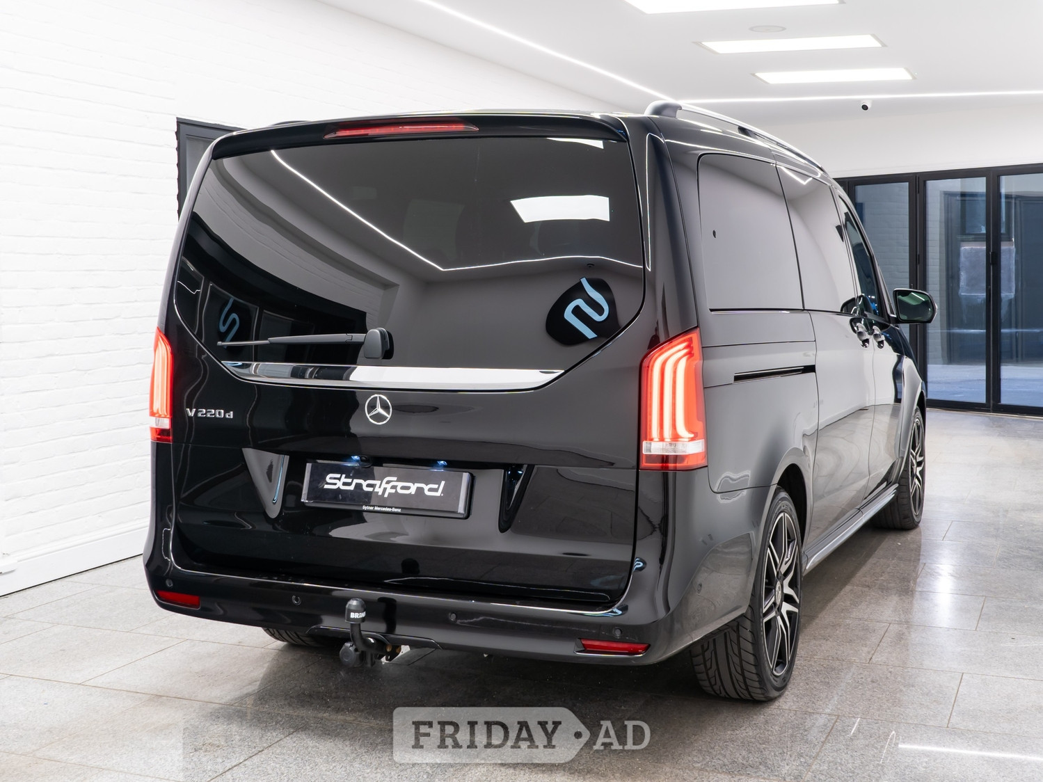 [ berth ]Mercedes-Benz V Class