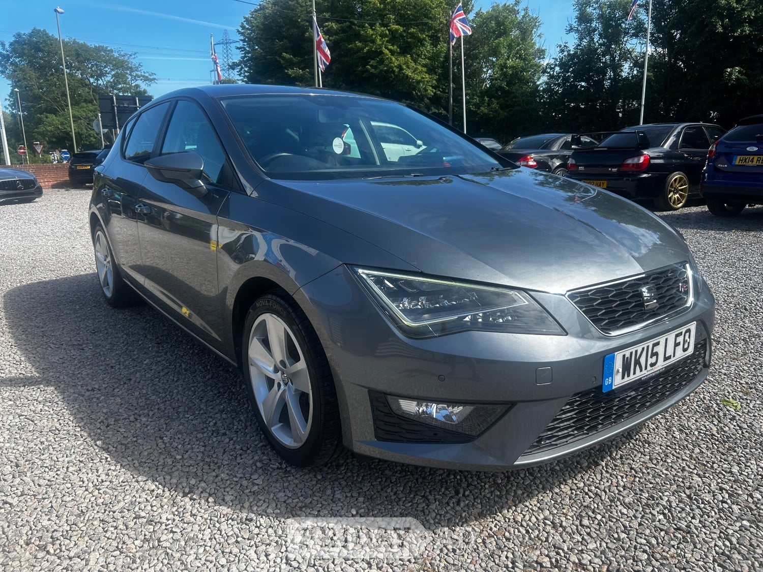 [ berth ]SEAT Leon