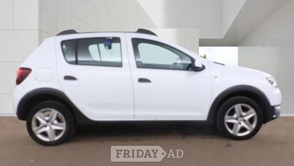 Dacia Sandero Stepway 2015 - Cars