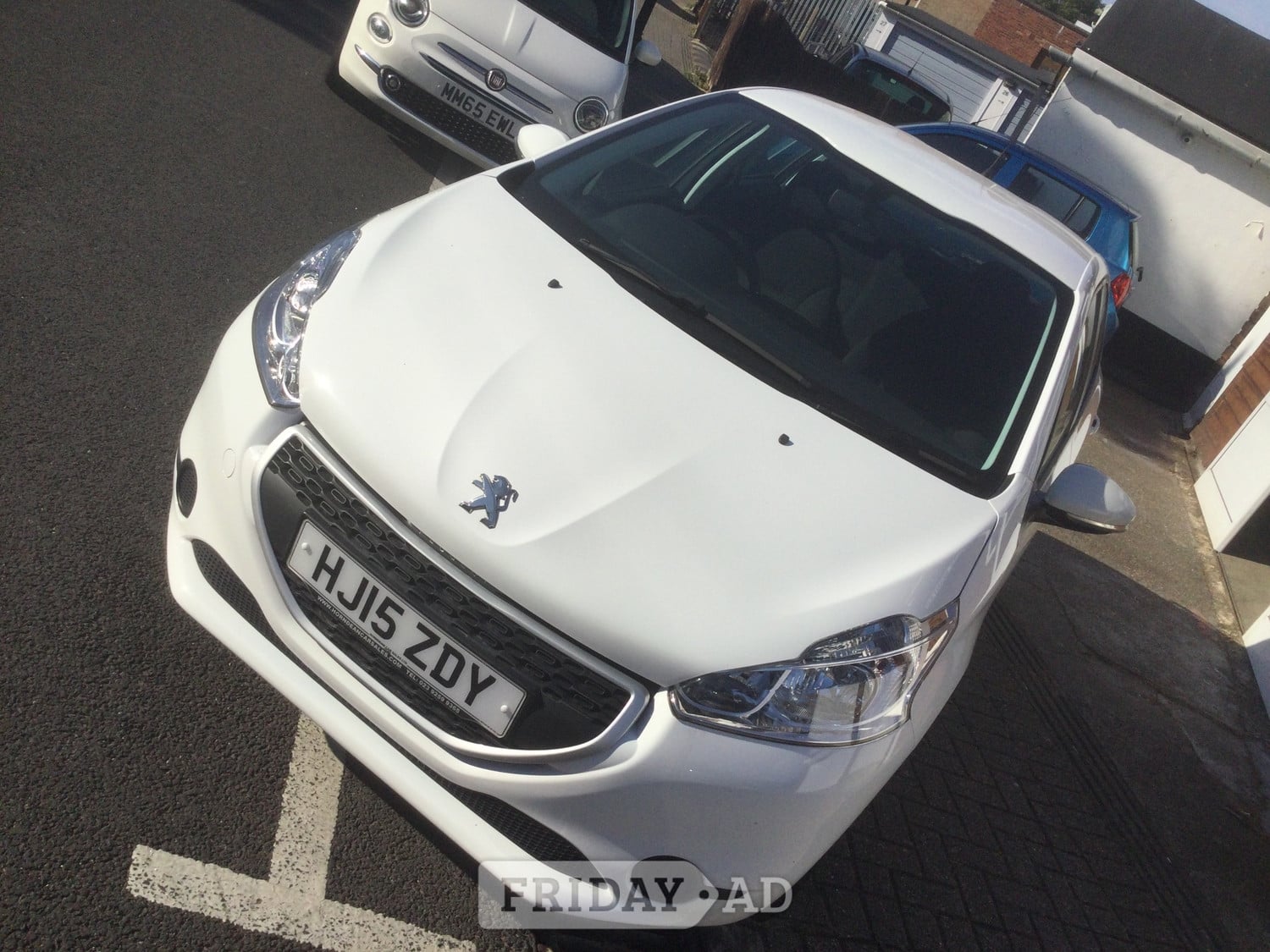 Peugeot 208 2015 - Cars in Southsea