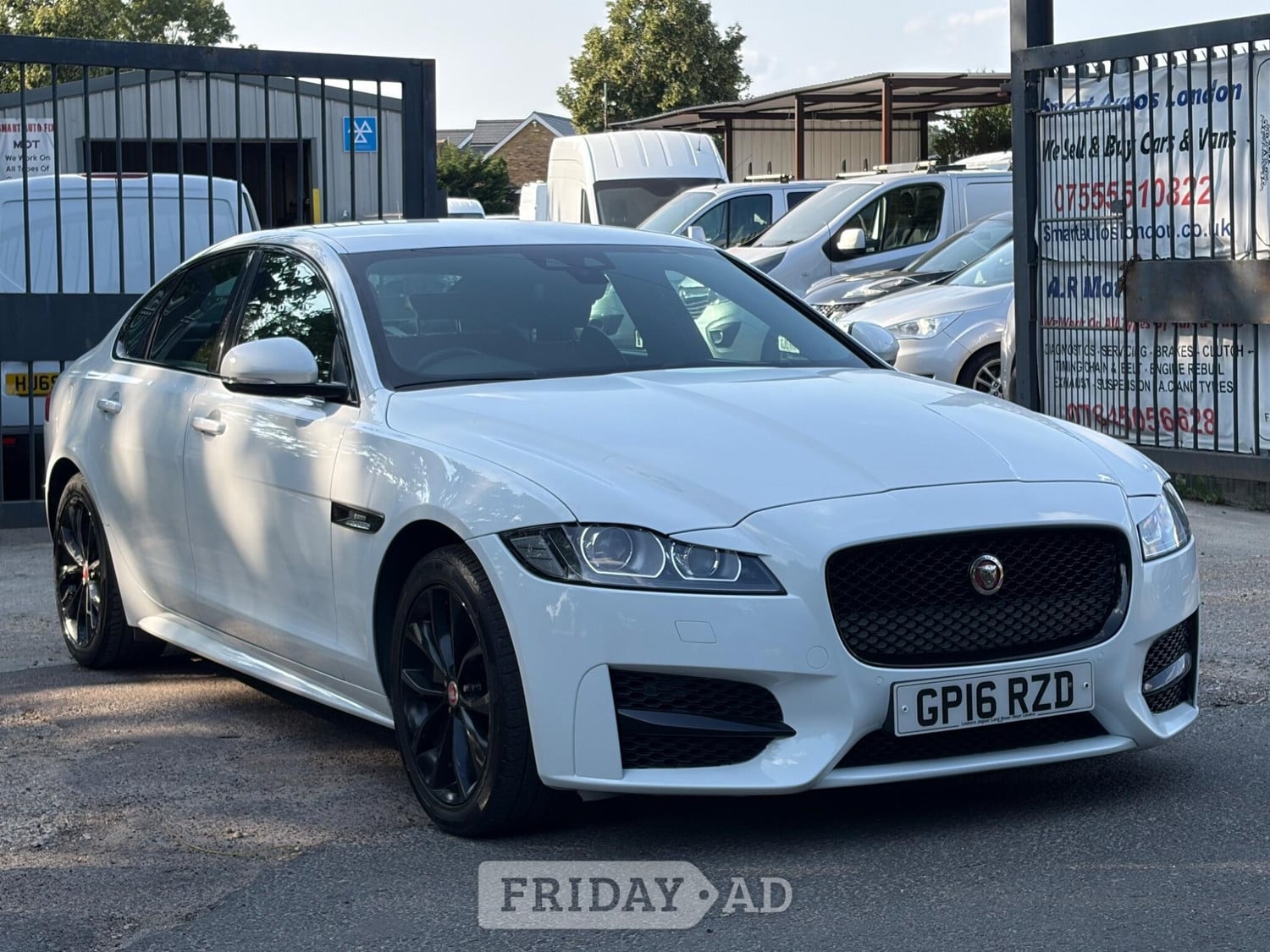 Jaguar XF 2016 in Hayes