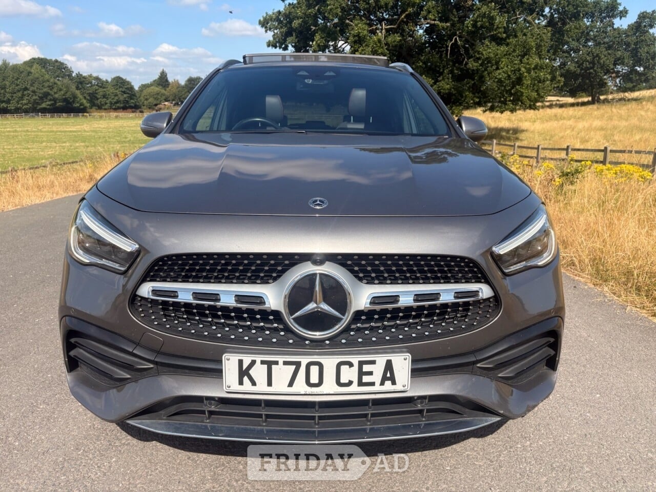 [ berth ]Mercedes-Benz GLA