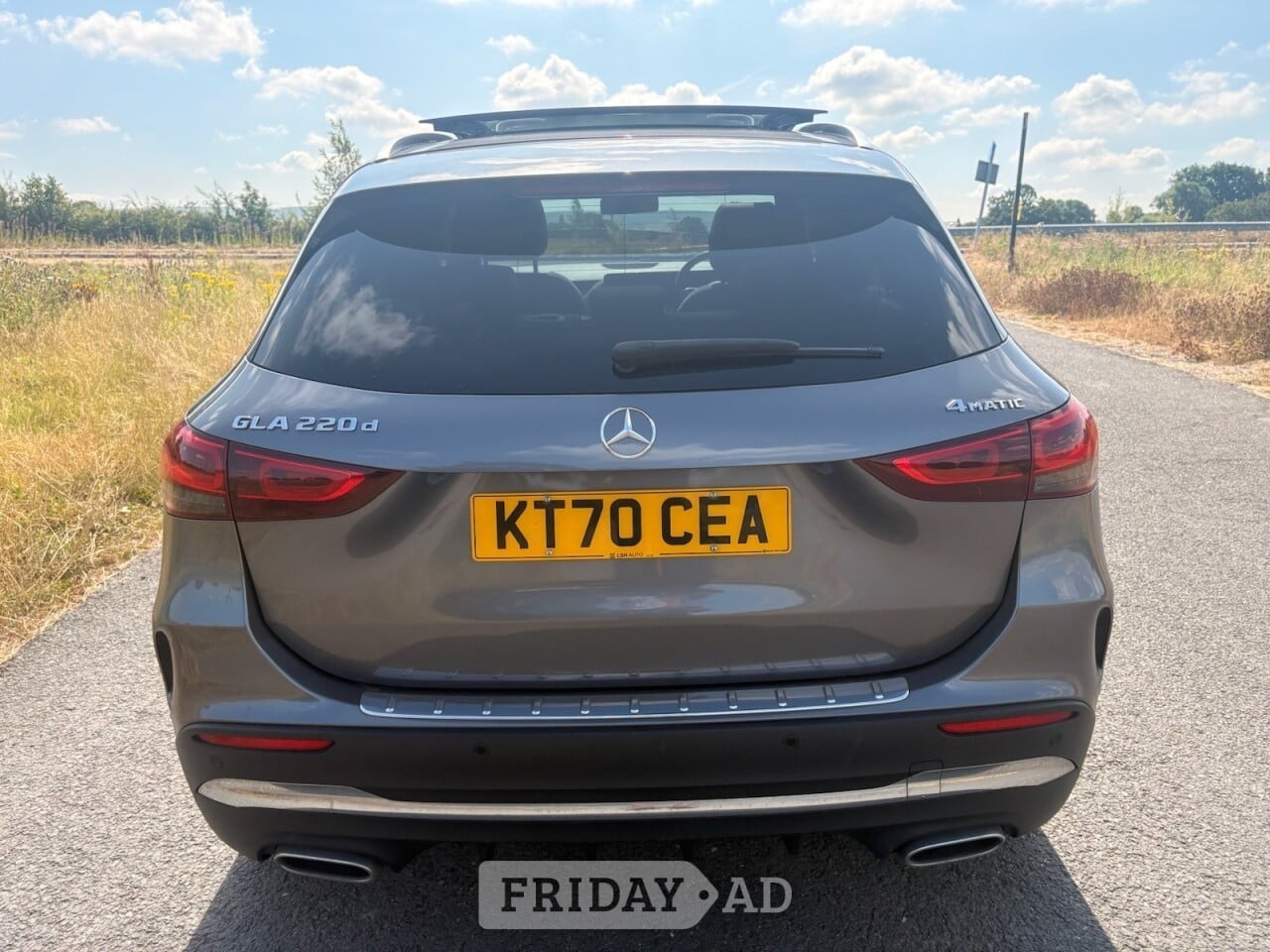 Mercedes-Benz GLA 2021 - Cars