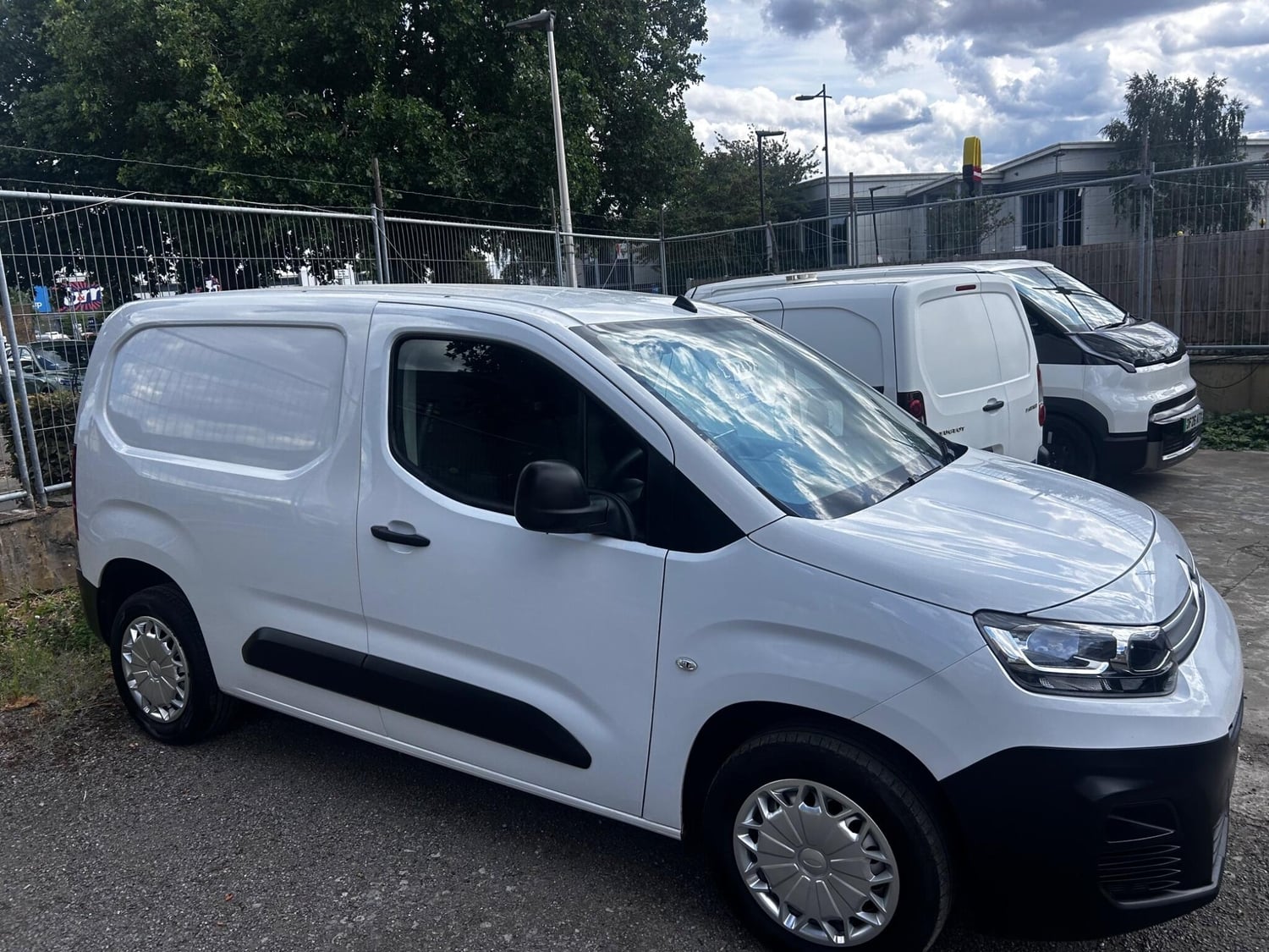 Citroen Berlingo 2023 - Vans & Commercial Vehicles in Rochester