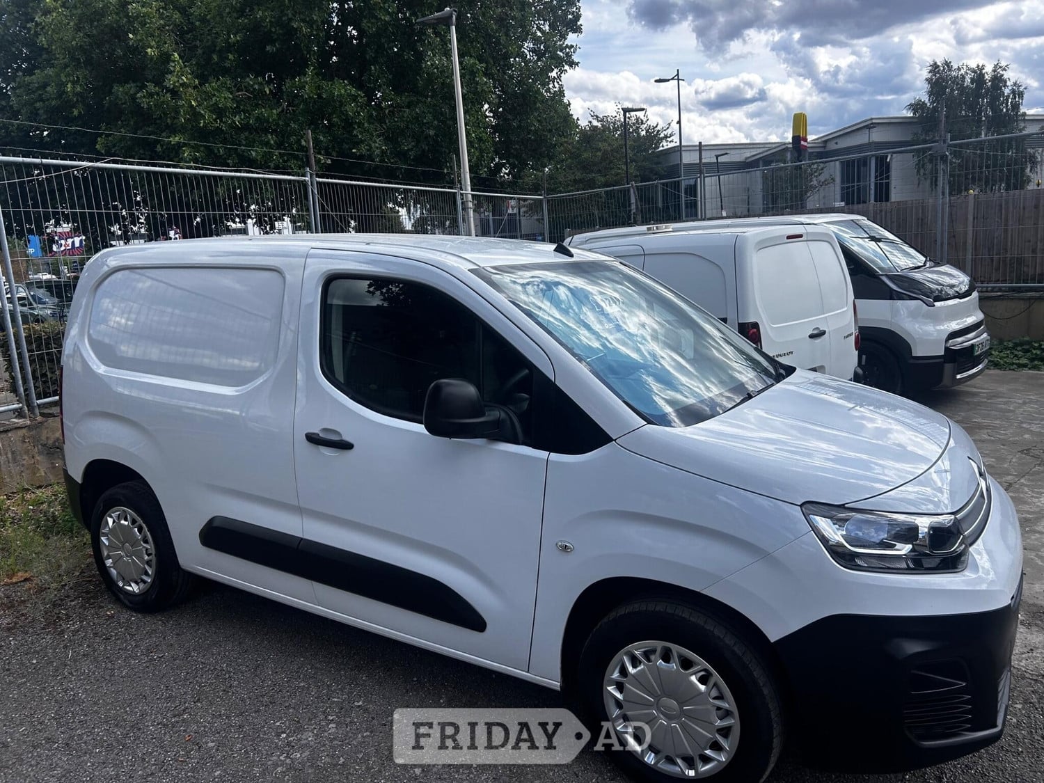 Citroen Berlingo 2023 - Vans & Commercial Vehicles in Rochester