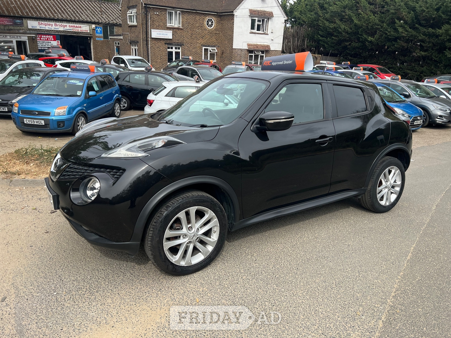 Nissan Juke Horley