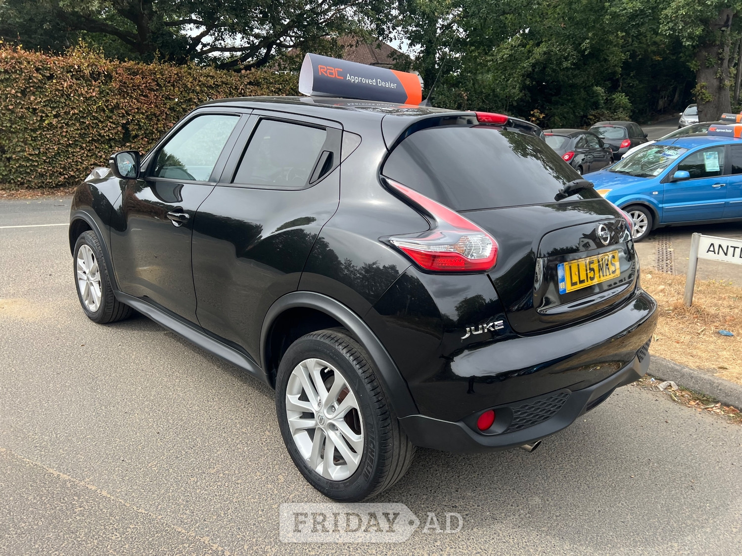 Nissan Juke 2015 - Cars in Horley