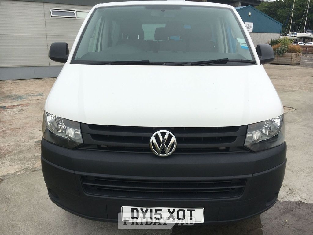 Volkswagen Transporter Shuttle 2015 - Cars