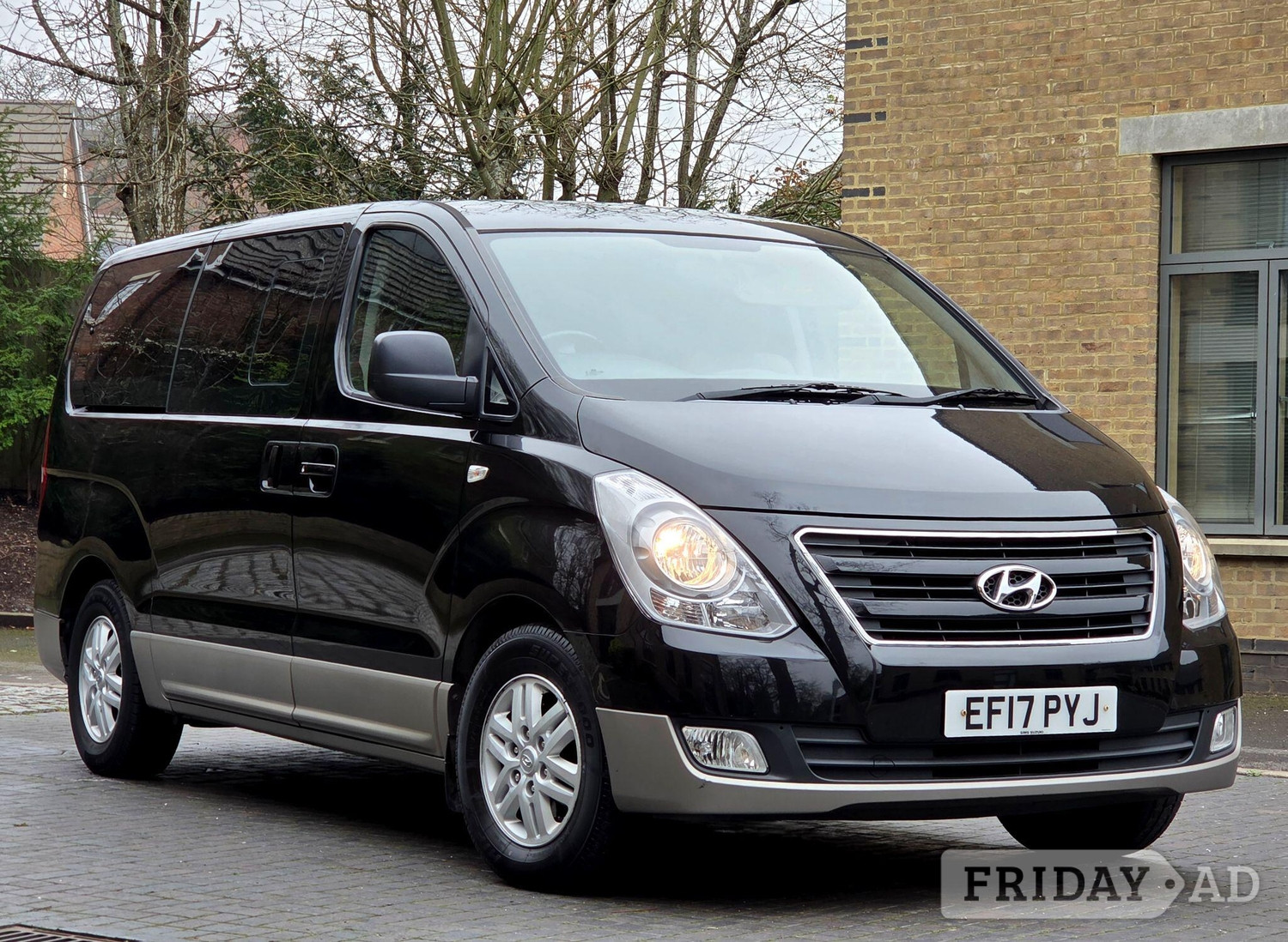 Hyundai i800 Ashford