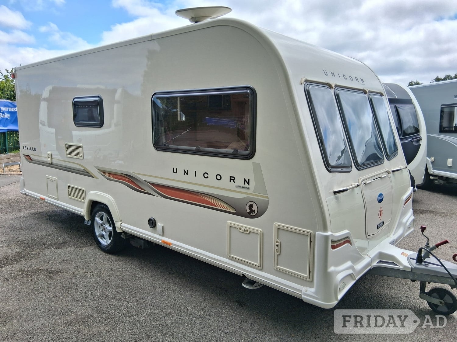 Bailey Unicorn Seville 2011 - Motorhomes & Caravans in Wimborne