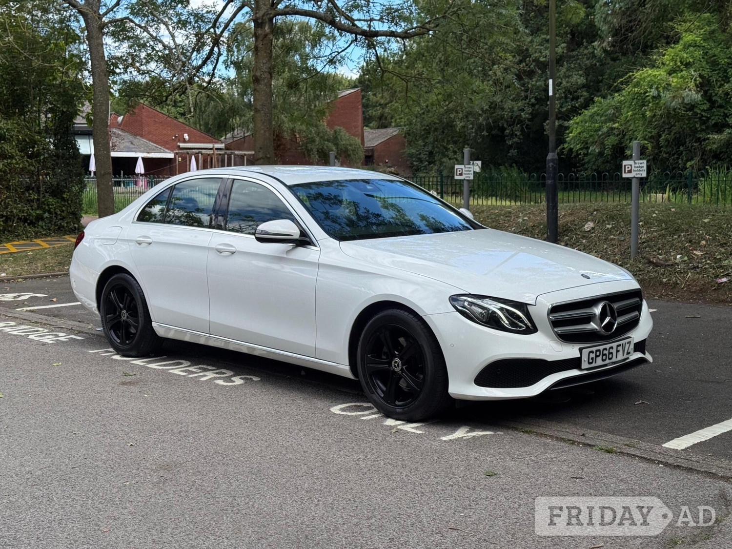 Mercedes-Benz E Class 2017 in Uxbridge