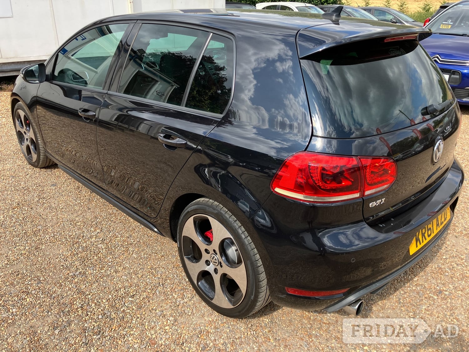 Volkswagen Golf 2012 - Cars