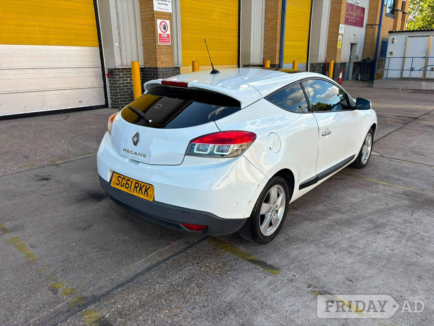 [ berth ]Renault Megane