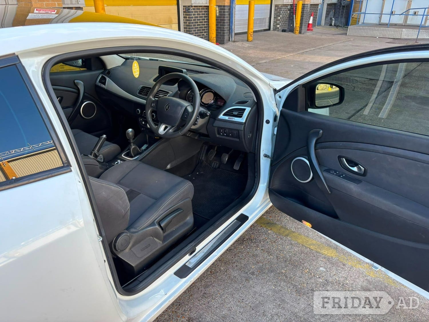 Renault Megane 2011 - Cars