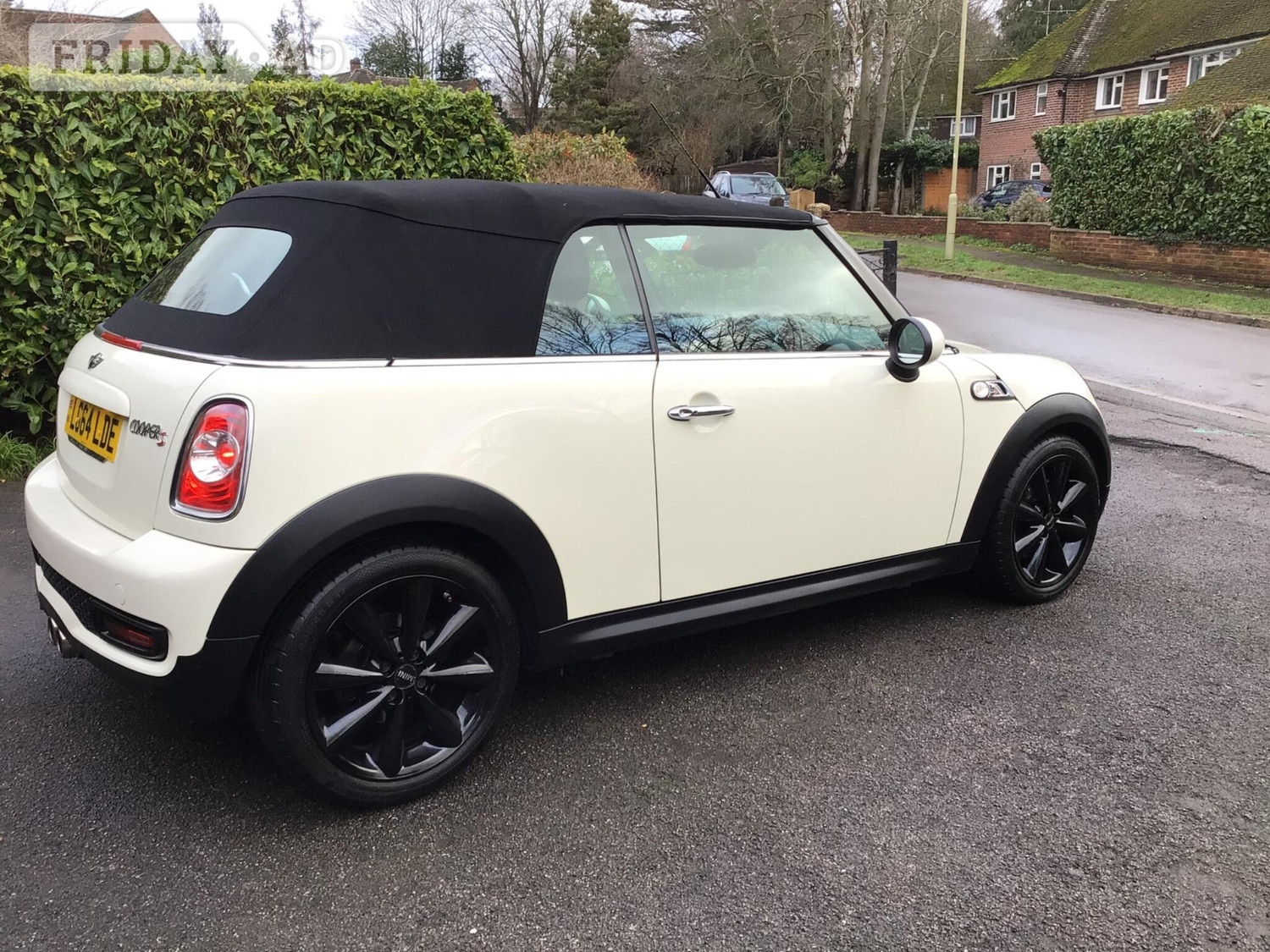 Mini Convertible 2014 - Cars in Winchester