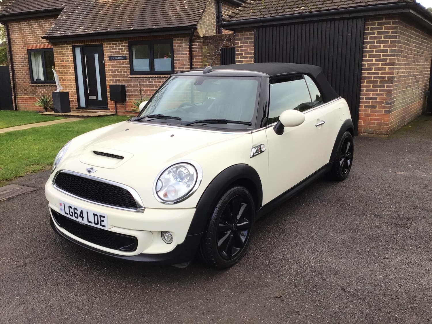 [ berth ]Mini Convertible