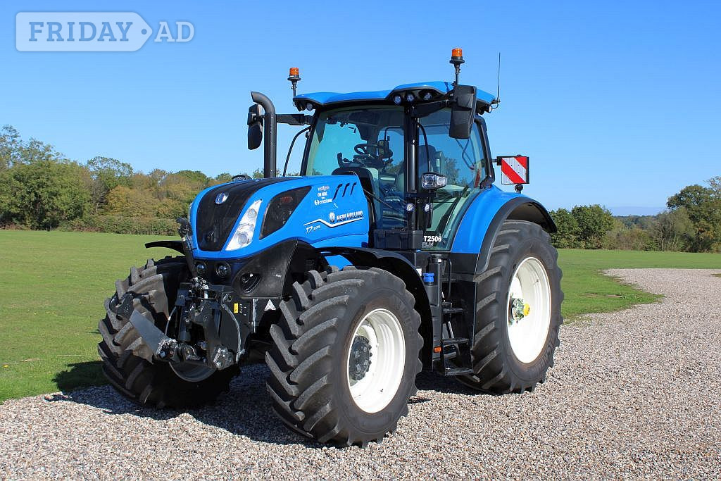 New Holland T7.270AC PLMI () Tractor