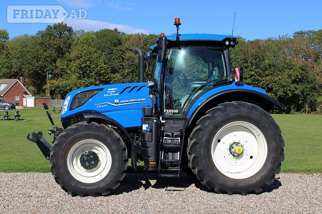 [ berth ]New Holland T7.270AC PLMI