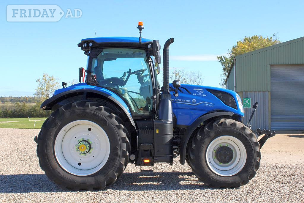 New Holland T7.270AC PLMI () Tractor - Farm & Agricultural Vehicles