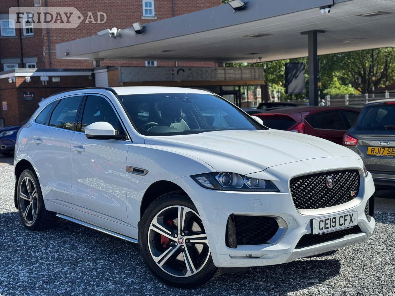 Jaguar F-Pace 2019 in Bedford